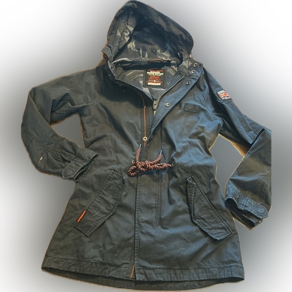 SUPERDRY ROOKIE MILITARY STORE
size medium - Picture 2 of 11